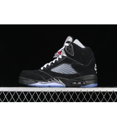 AIR JORDAN 5 BLACK METALLIC REIMAGINED BLACK WHITE METALLIC SILVER FIRE RED HF3975 001